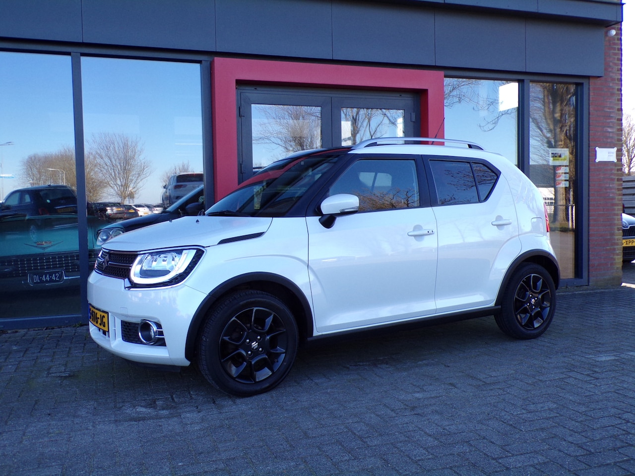 Suzuki Ignis - 1.2 Smart Hybrid Stijl Camera Cruise Navi ECC Keyless Carplay - AutoWereld.nl