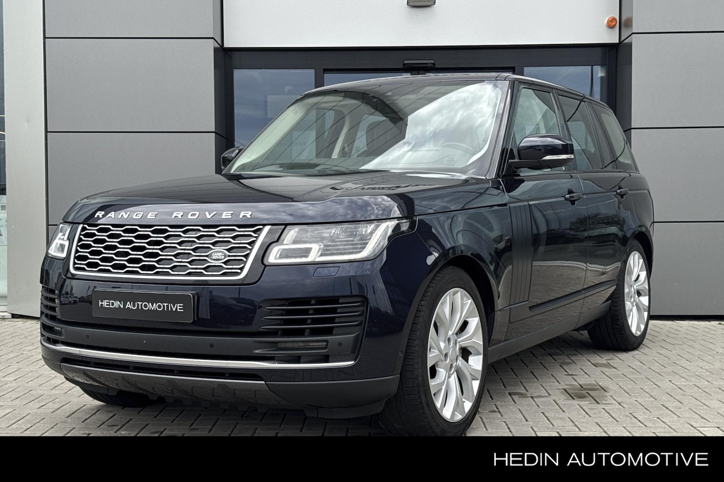 Land Rover Range Rover - 2.0 P400e Vogue | Rear Seat Entertainment | Panoramadak | - AutoWereld.nl