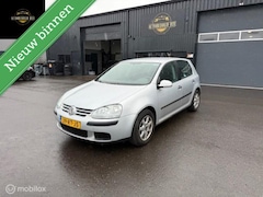 Volkswagen Golf - 1.6 FSI Comfortline - INRUIL KOOPJE