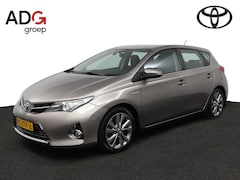 Toyota Auris - 1.8 Hybrid Executive | Trekhaak | Navigatie | Half Lederen interieur | Climate Control | K