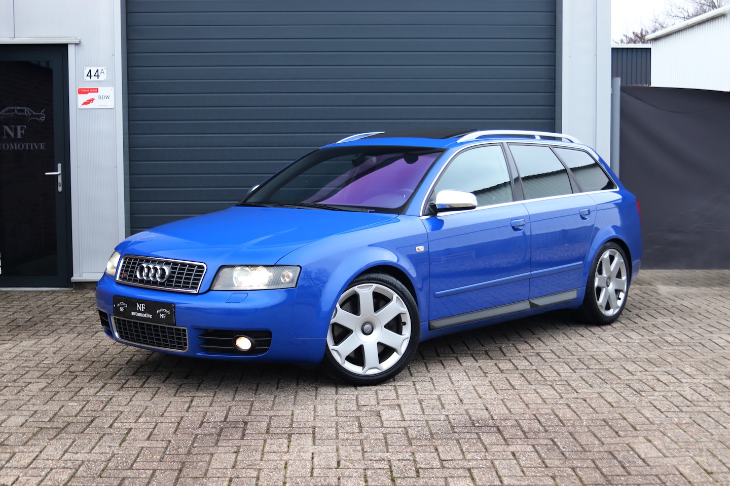 Audi A4 Avant - 4.2 V8 quattro S4 Exclusive S4 Avant 4.2 V8 Quattro B6 - Manueel! - AutoWereld.nl