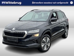 Skoda Karoq - 1.0 TSI 110pk Ambition / Navigatie by APP / LM 17 inch / Camera / LED / Parkeersensoren /