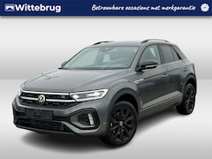 Volkswagen T-Roc - 1.5 TSI 150pk R-Line DSG Automaat Black Style / Navigatie by APP / LM 18 inch / Park Assis