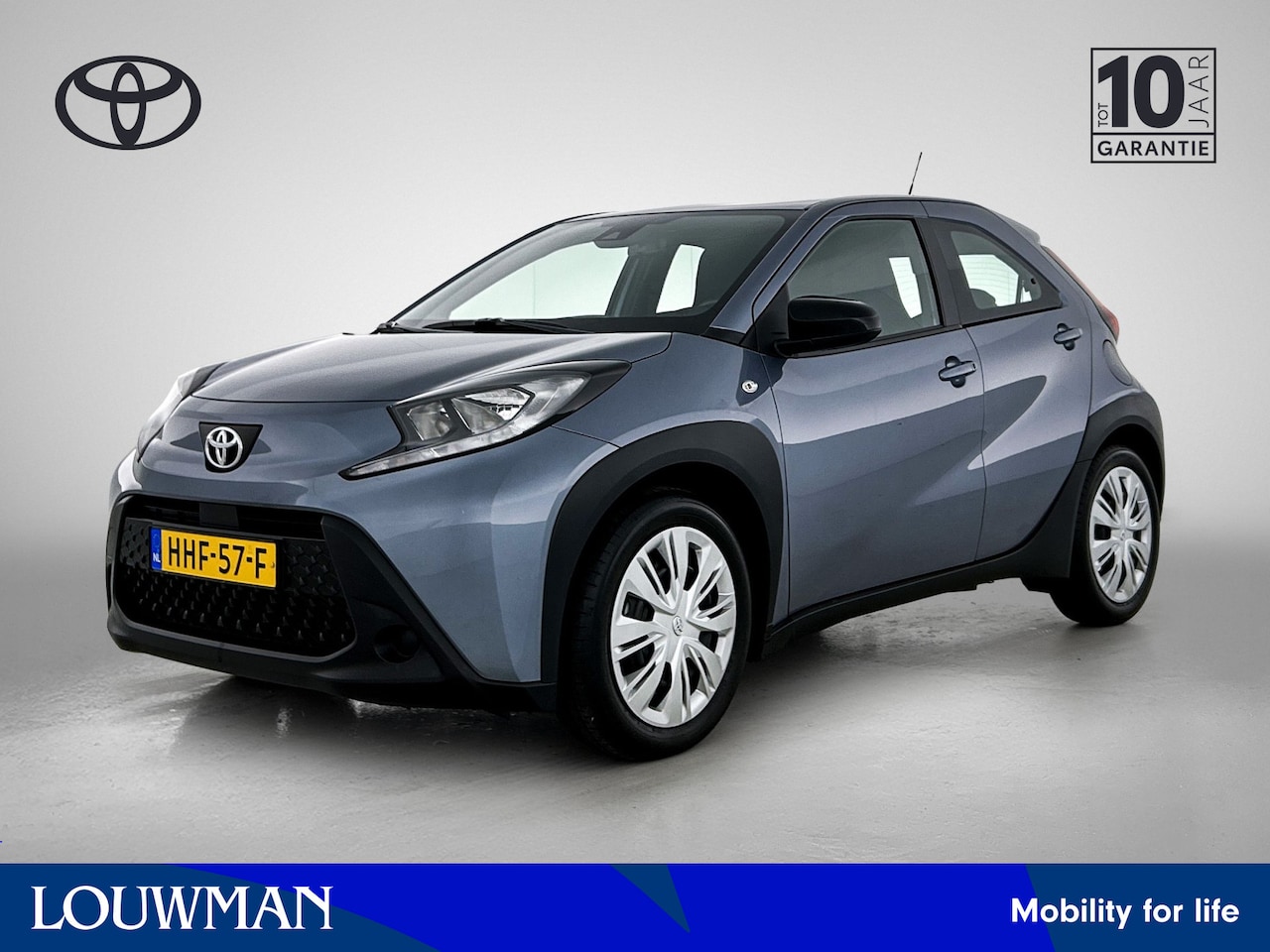 Toyota Aygo X - 1.0 VVT-i MT Play | Airco | Parkeercamera | Cruise Control | Apple Carplay / Android Auto - AutoWereld.nl