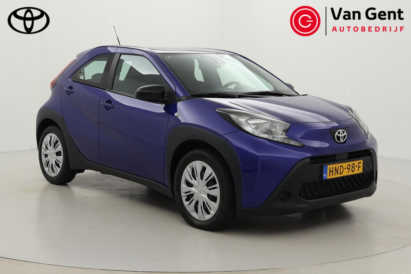 Toyota Aygo X - 1.0 VVT-i MT Play | Apple Carplay / Android Auto | Adaptive Cruise | Airco | Camera | Rijs - AutoWereld.nl