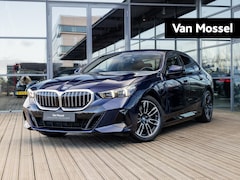 BMW 5-serie - 530e | M-SPORT | HARMAN KARDON | COMFORT PAKKET | DRIVING ASSISTANT PROF | TRAVEL PAKKET |