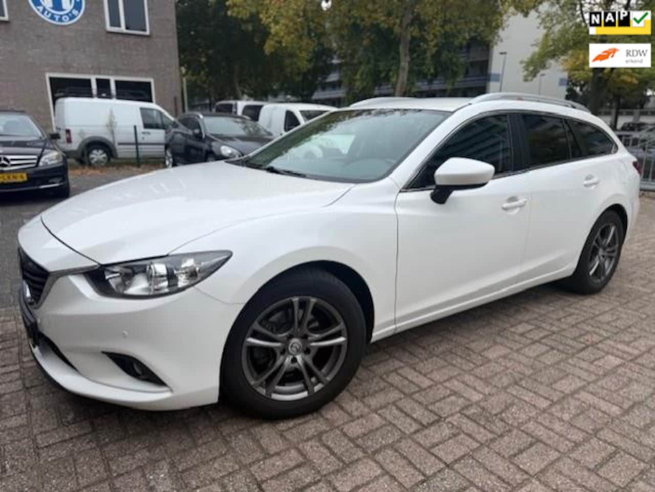 Mazda 6 Sportbreak - 2.0 SkyActiv-G 165 TS+ Navi/Clima/Cruise/Trekh - AutoWereld.nl