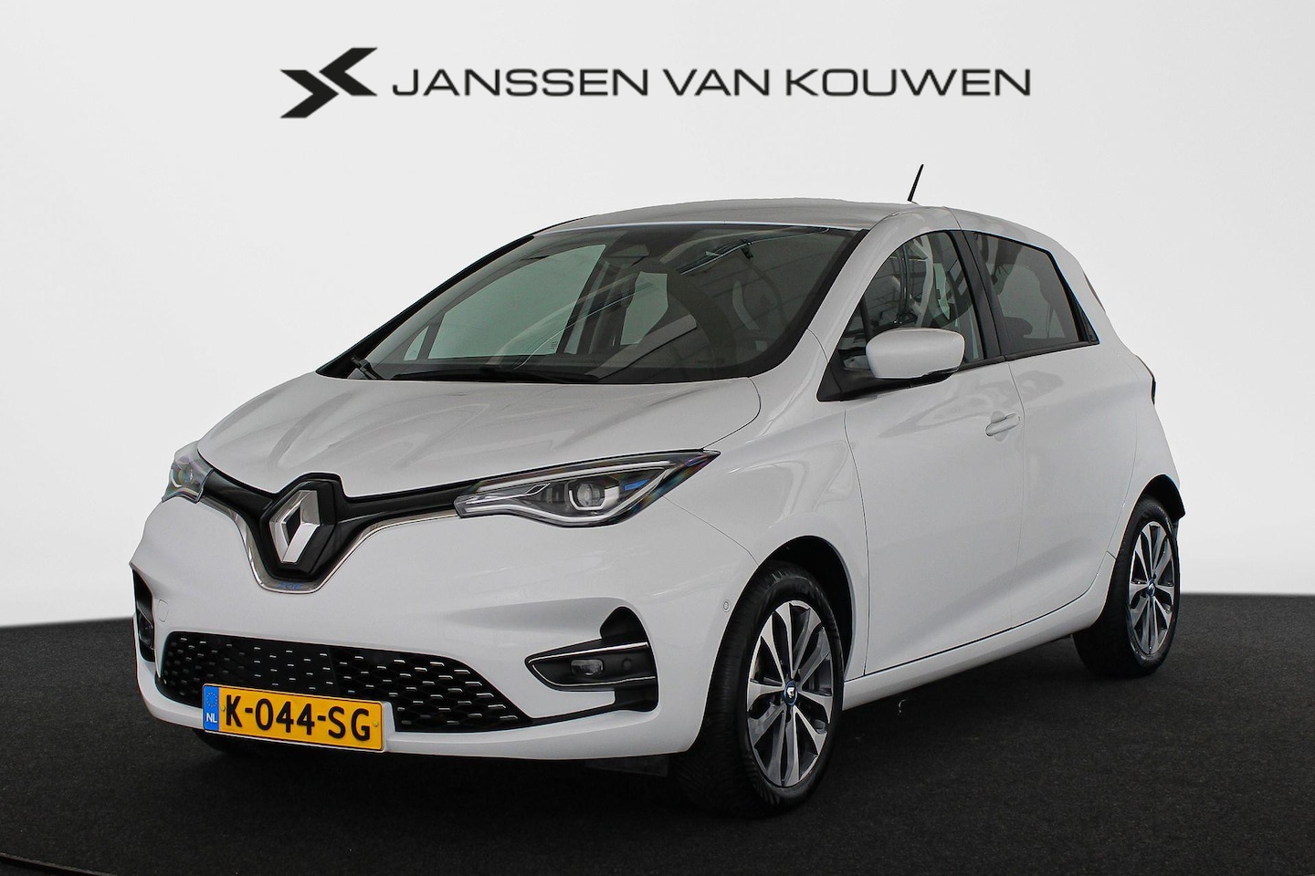 Renault Zoe - R135 Intens 52 kWh KOOPACCU SOH 94% Stoelverwarming Navi - AutoWereld.nl