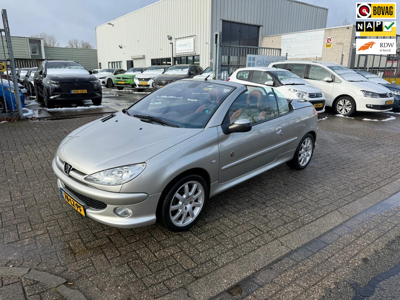 Peugeot 206 CC - 1.6-16V Roland Garros 1.6-16V Roland Garros, Automaat, Leder, Uniek - AutoWereld.nl