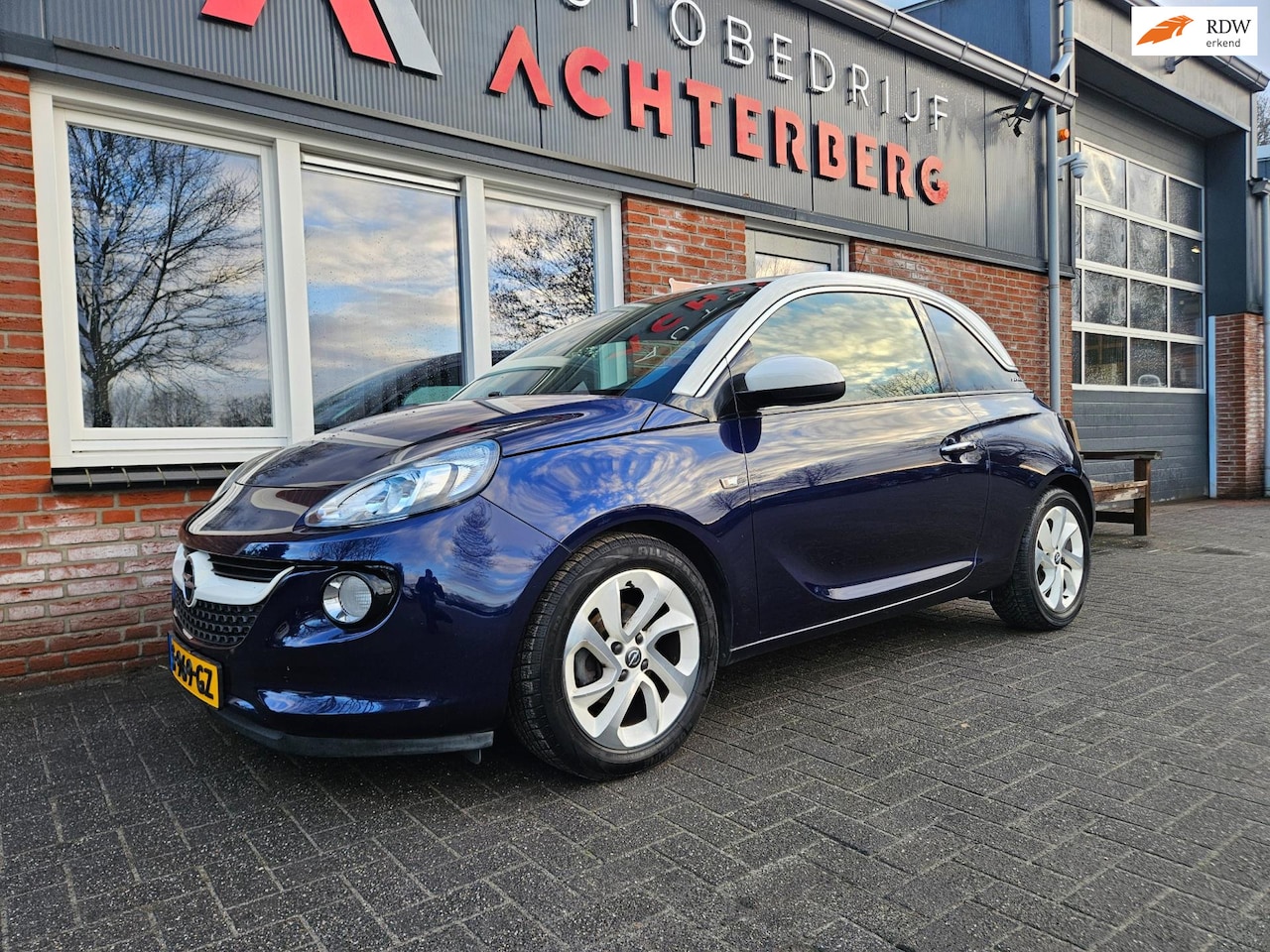 Opel ADAM - 1.4 Glam Airco! Cruise Control! Leuke Auto! Nieuwe Ketting! - AutoWereld.nl