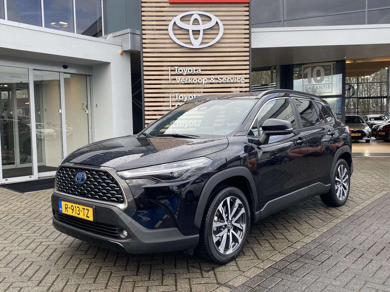 Toyota Corolla Cross - 2.0 High Power Hybrid First Edition 2.0 High Power Hybrid First Edition - AutoWereld.nl