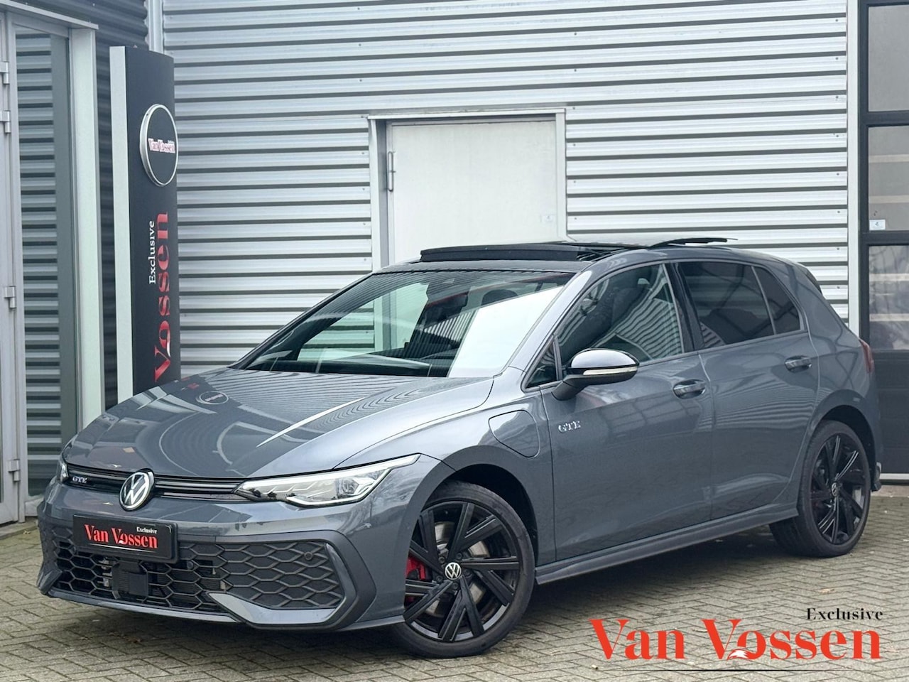 Volkswagen Golf - 1.5 eHybrid GTE |PANO|SFEER|ACC|LANEASSIST|FRONTASSIST| - AutoWereld.nl