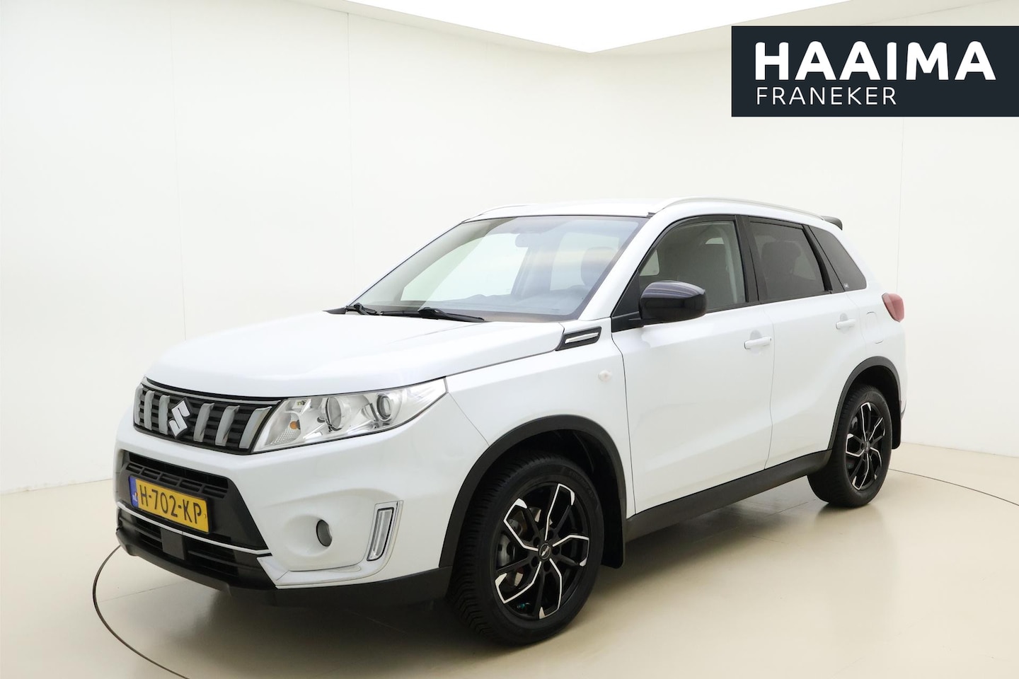 Suzuki Vitara - 1.0 Boosterjet Select 111 Pk | Stoelverwarming | Navigatie | Camera Achter | Climate Contr - AutoWereld.nl