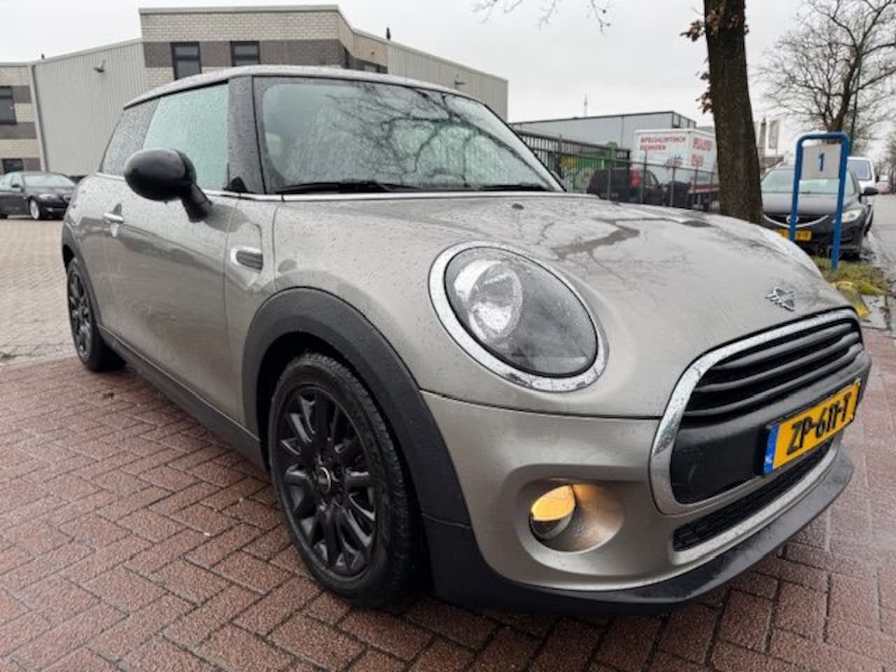 MINI One - Mini 1.5 Salt Automaat Airco/ECC,Navigatie,Panoramadak - AutoWereld.nl