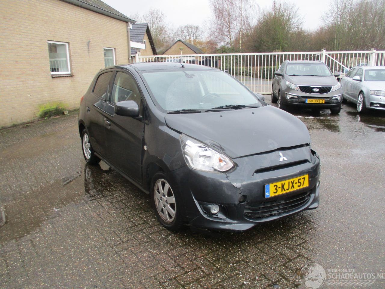 Mitsubishi Space Star - 1.2 Instyle Aut NAP - AutoWereld.nl