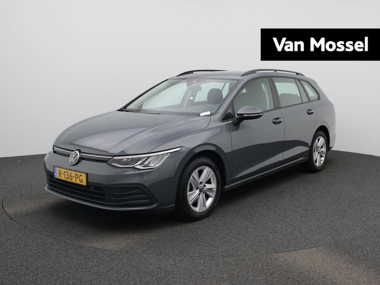 Volkswagen Golf Variant - 1.0 TSI Life | Navigatie | Apple Carplay / Android Auto | Climate Control | Parkeersensore - AutoWereld.nl