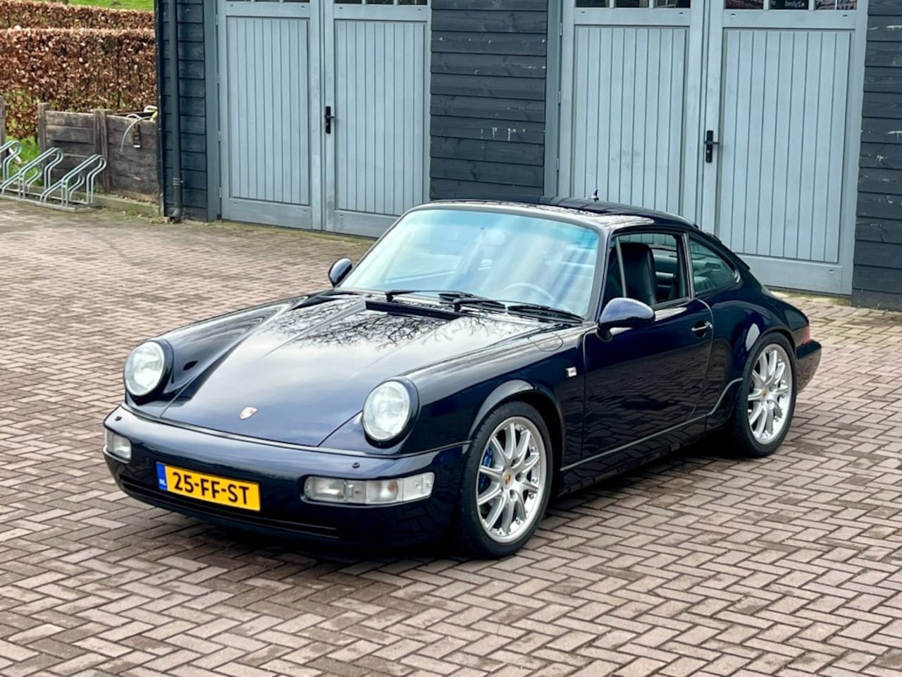 Porsche 911 - 964 Carrera 4 Midnight Blue Manual Just Arrived! - AutoWereld.nl