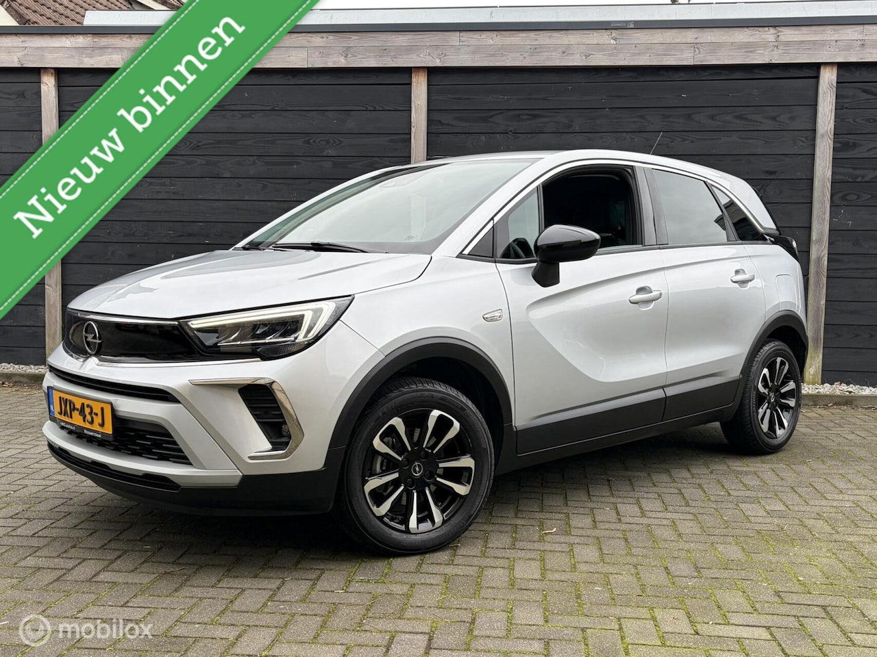 Opel Crossland - 1.2 Turbo Elegance 110 PK Clima / FM nav en Carplay / LM / 10.922 KM!!! - AutoWereld.nl