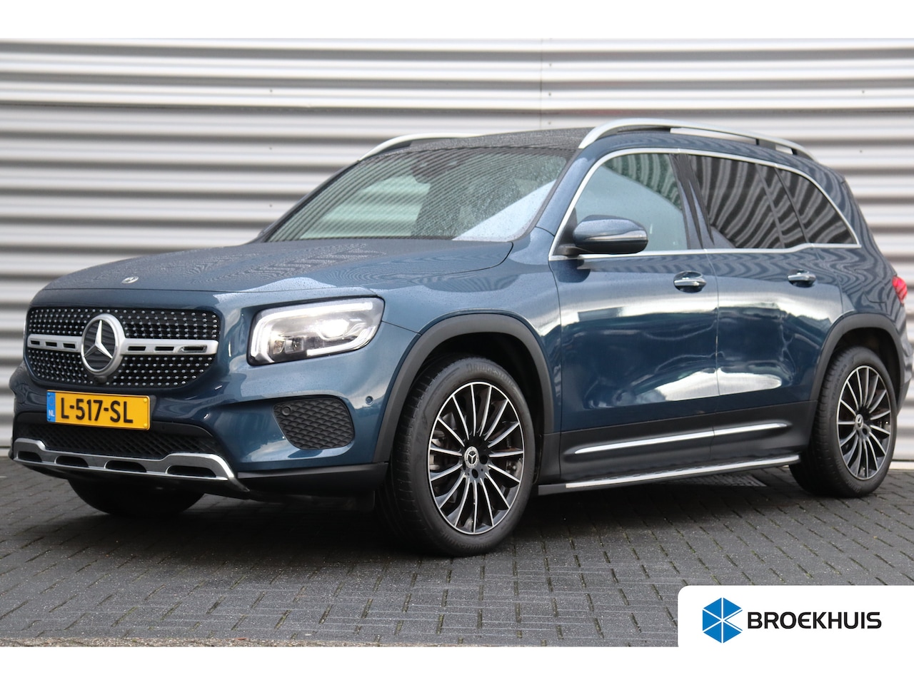 Mercedes-Benz GLB - 7-ZITS 200 163PK BUSINESS SOLUTION LUXURY AUTOMAAT / NAVI / LEDER / CLIMA / FULL-LED / PDC - AutoWereld.nl