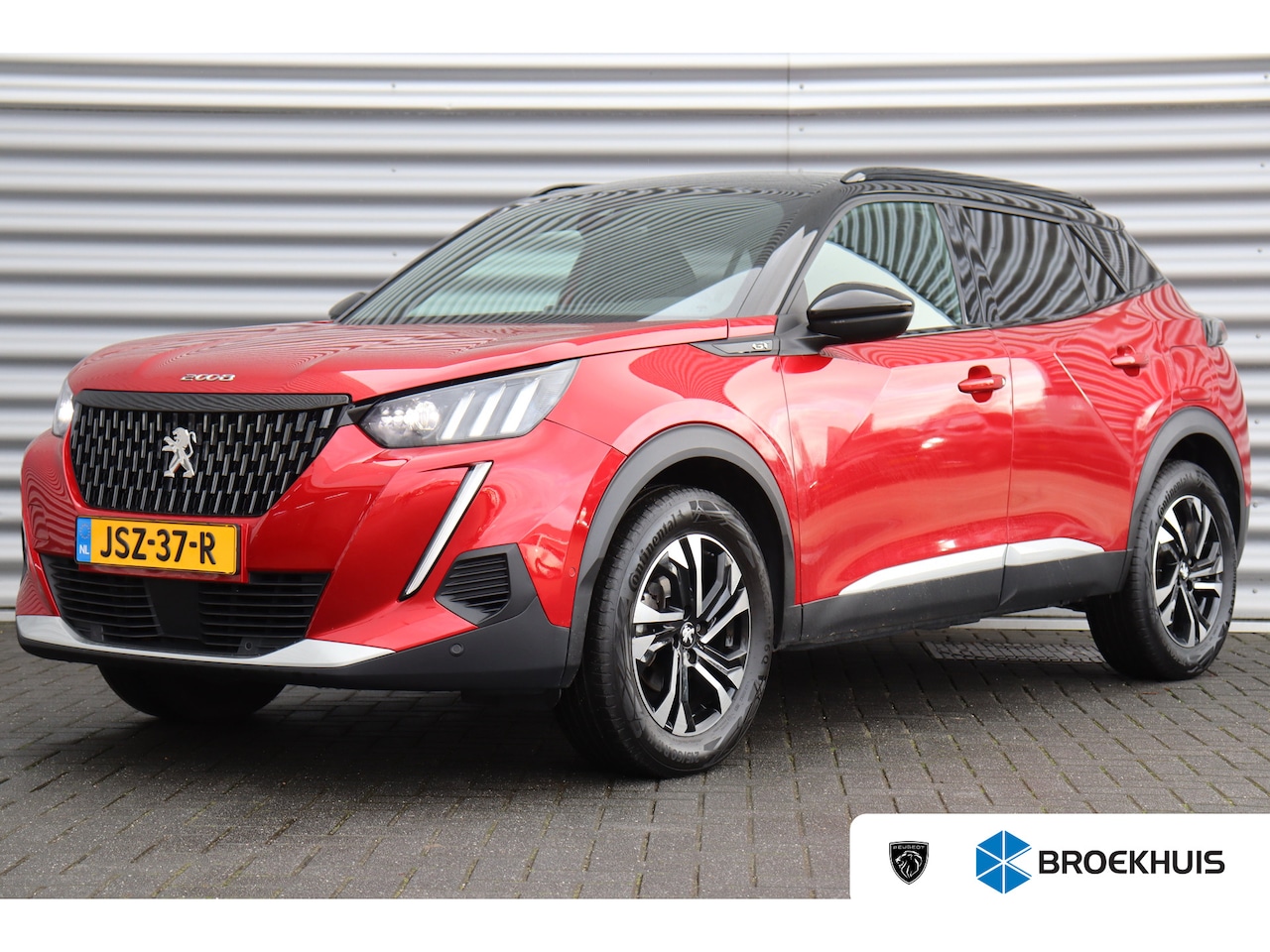 Peugeot 2008 - 1.2 PURETECH 130PK GT PACK AUTOMAAT / NAVI / LEDER / CLIMA / PDC / 17" LMV / CAMERA / PARE - AutoWereld.nl