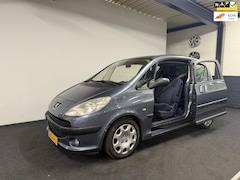 Peugeot 1007 - 1.4 Gentry