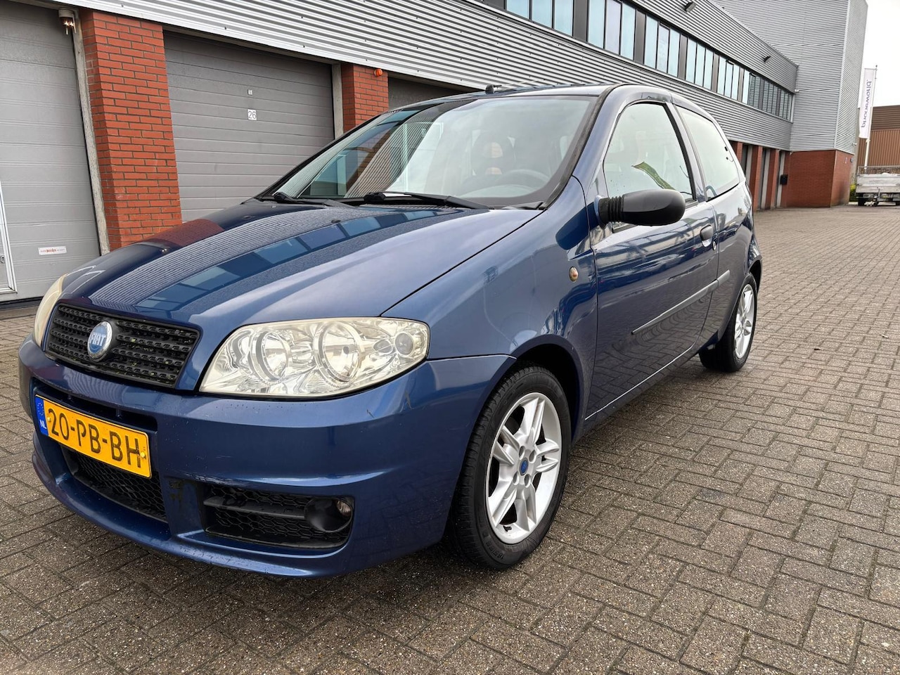 Fiat Punto - 1.2-16V Dynamic / Airco / Elek Ramen - AutoWereld.nl