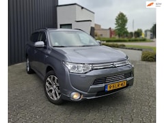 Mitsubishi Outlander - 2.0 PHEV Instyle