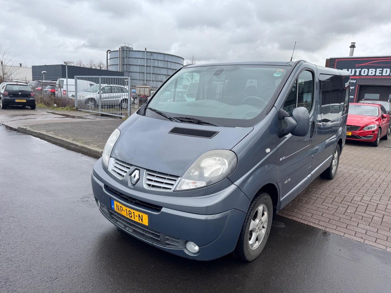 Renault Trafic Passenger - 2.0 dCi T27 L1H1 8 PERSON AIRCO - AutoWereld.nl