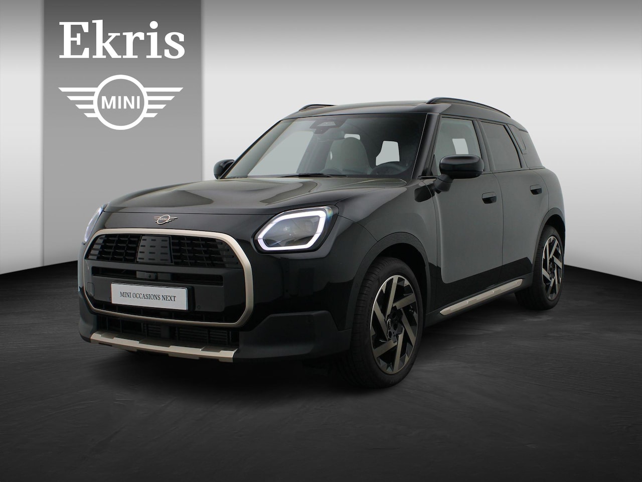 MINI Countryman - C Favoured Trim + Pakket L + Panorama dak + Harman Kardon + Camera + 19'' - AutoWereld.nl