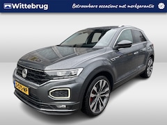 Volkswagen T-Roc - 1.5 TSI R-Line / AUTOMAAT/ PANO/ 2X R-LINE/ TREKHAAK/ CLIMA/ DIGITAL DASH/ NAVI/ APP-CONNE