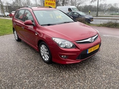 Hyundai i30 CW - 1.4i i-Drive Cool AIRCO SPORTVELG ISOFIX NAP