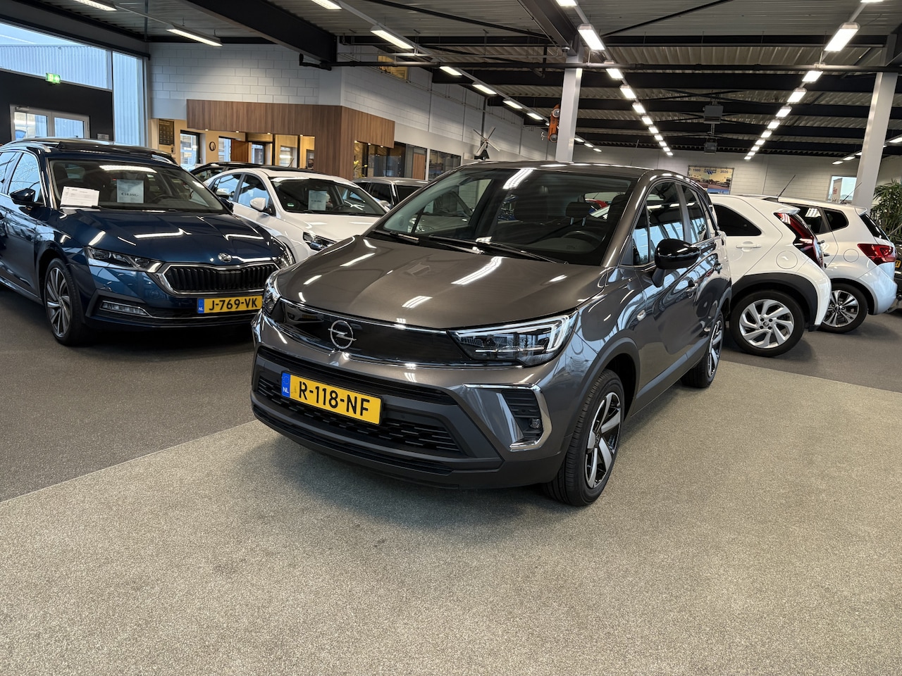 Opel Crossland - 1.2 T 130pk Elegance Automaat CAMERA/CLIMA/CARPLAY/TREKHAAK/WINTERPACK - AutoWereld.nl