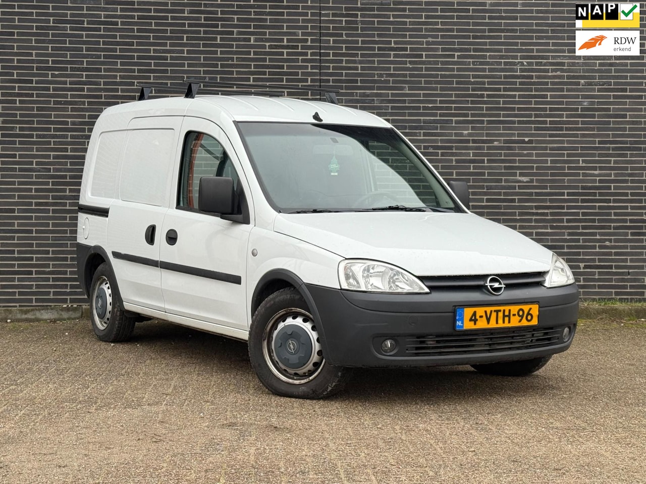 Opel Combo - 1.3 CDTi Base Airco, Nieuwe Apk, Nap! - AutoWereld.nl