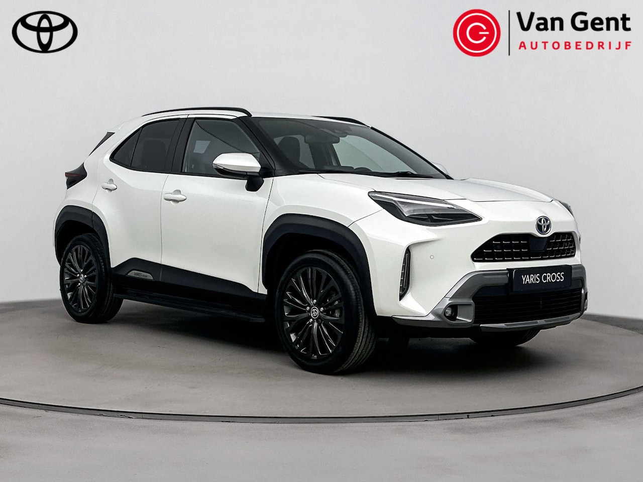 Toyota Yaris Cross - 1.5 Hybrid Adventure | Dodehoek detectie | Head-up display | Navigatie | Stoelverwarming | - AutoWereld.nl