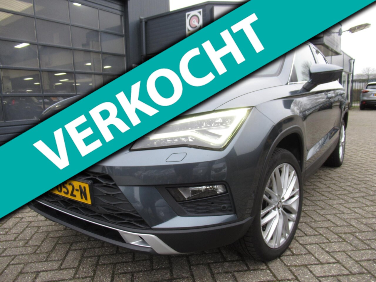 SEAT Ateca - 1.4 EcoTSI Xcellence / 1e EIG / PANO / NAV / 360 Camera / Stoelverwarming - AutoWereld.nl