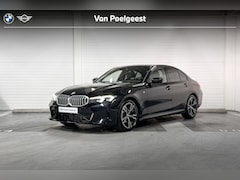 BMW 3-serie - Sedan 320i | M-Sport | Comfort Pack | Driving Assistant | Harman/Kardon | Comfort Access