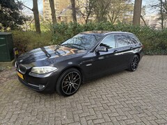 BMW 5-serie Touring - 525d High Executive
