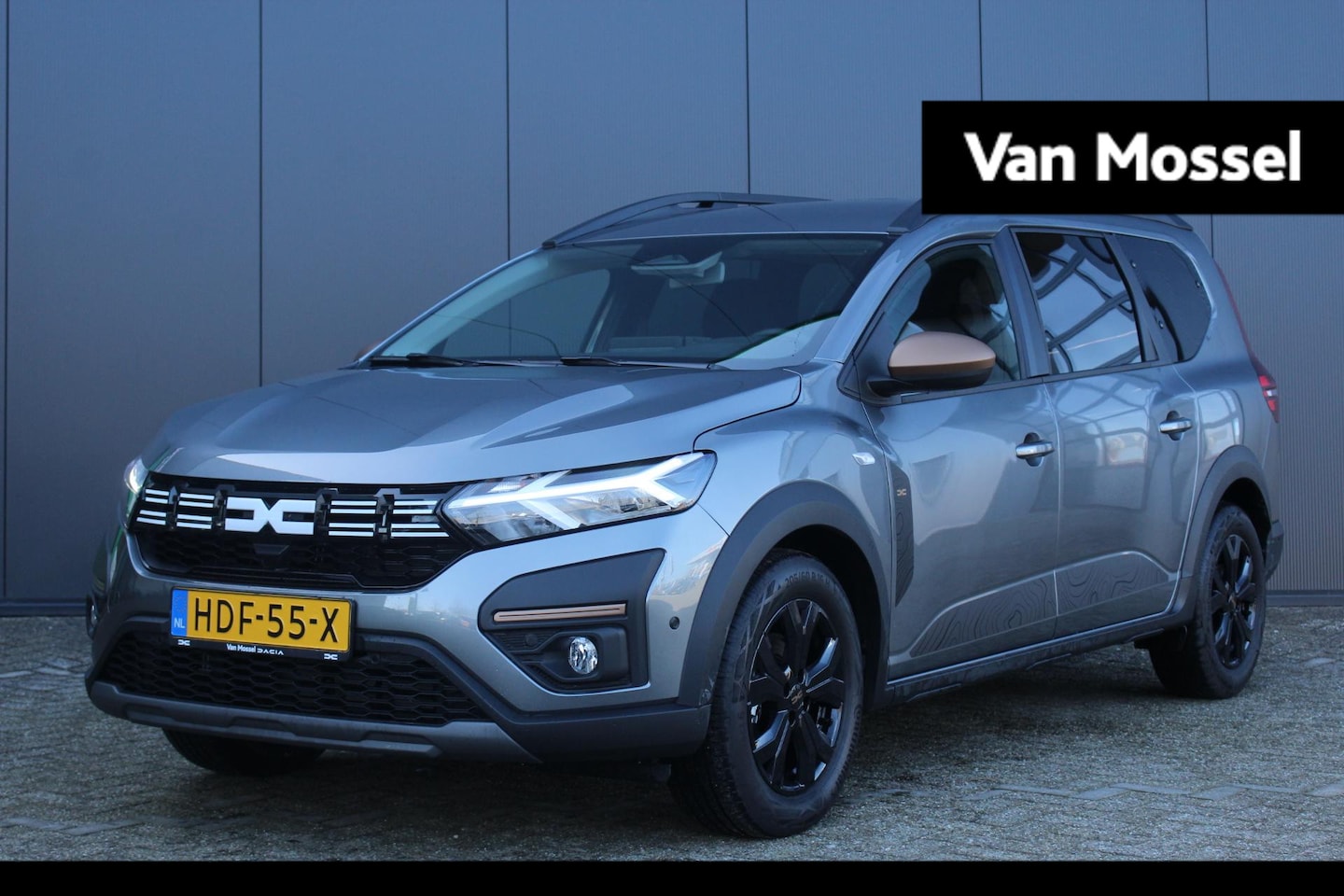 Dacia Jogger - 1.0 TCe 100Pk ECO-G Extreme 7p. | Draadloze Carplay | Parkeersensoren & Camera | Climate C - AutoWereld.nl