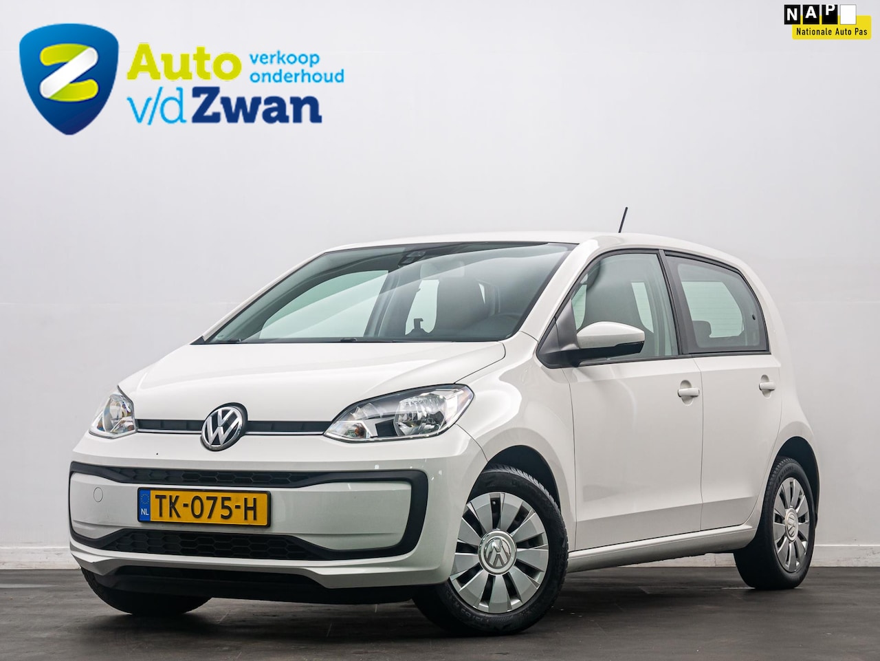 Volkswagen Up! - 1.0 BMT move up! 5-Deurs/Airco/Bluetooth - AutoWereld.nl