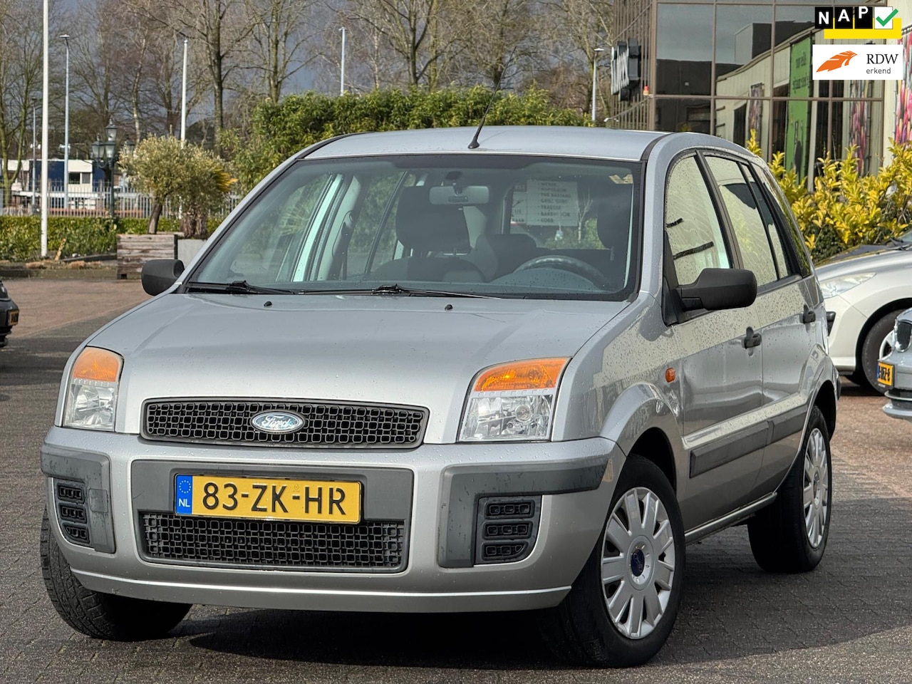 Ford Fusion - 1.4-16V Cool & Sound| Airco | Elektrische ramen | 2 sleutels | Onderhoudhistorie | - AutoWereld.nl
