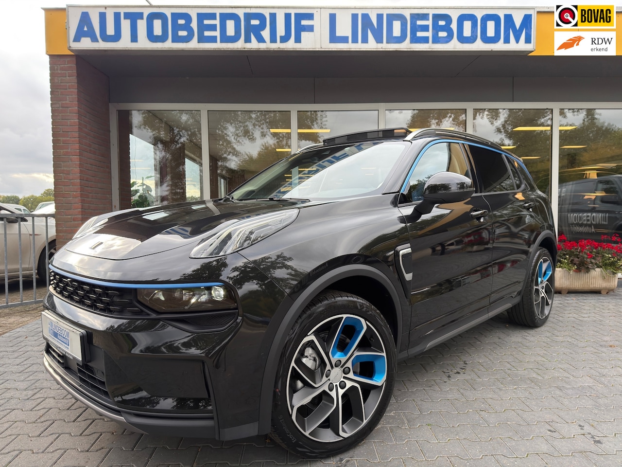 Lynk & Co 01 - 1.5 Hybride panoramadak memory seat apple carplay - AutoWereld.nl