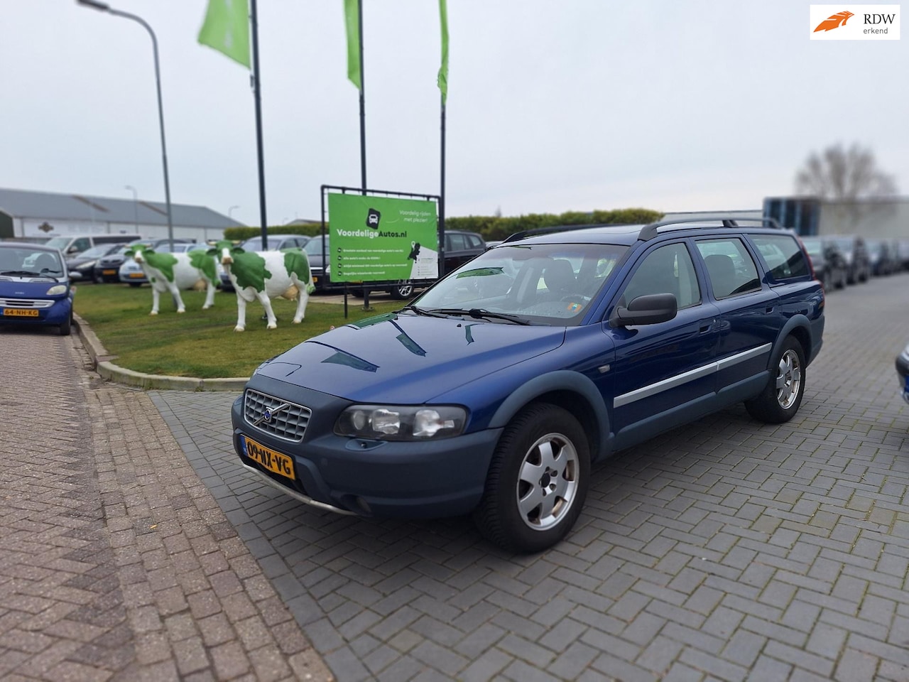 Volvo V70 Cross Country - 2.4 T Geartronic Ocean Race / Mooie auto / APK feb 2027 - AutoWereld.nl