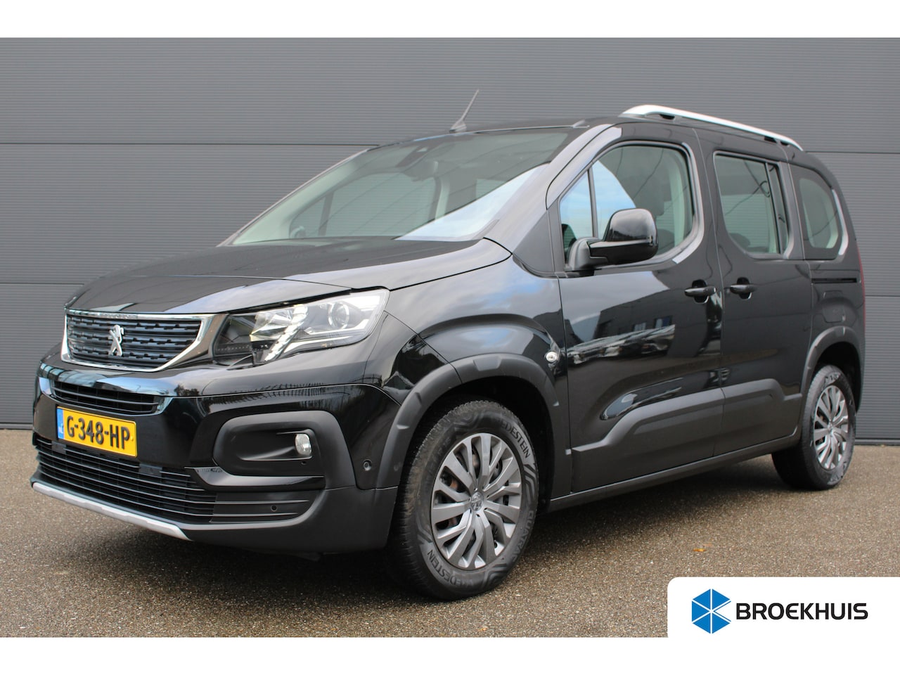 Peugeot Rifter - 1.2 Puretech Allure | Navigatie | Camera | All season | Parkeersensoren voor + achter | Ap - AutoWereld.nl