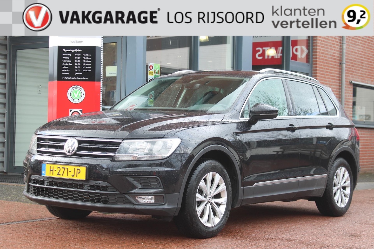 Volkswagen Tiguan - 1.5 TSI *Business* | Trekhaak | Cruise & Climate | PDC | Navigatie | Bluetooth | Orig.NL | - AutoWereld.nl