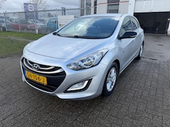 Hyundai i30 - 1.6 GDI i-Drive Cool Plus