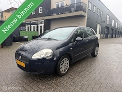 Fiat Grande Punto - 1.4 Dynamic/Automaat/5deurs/apk