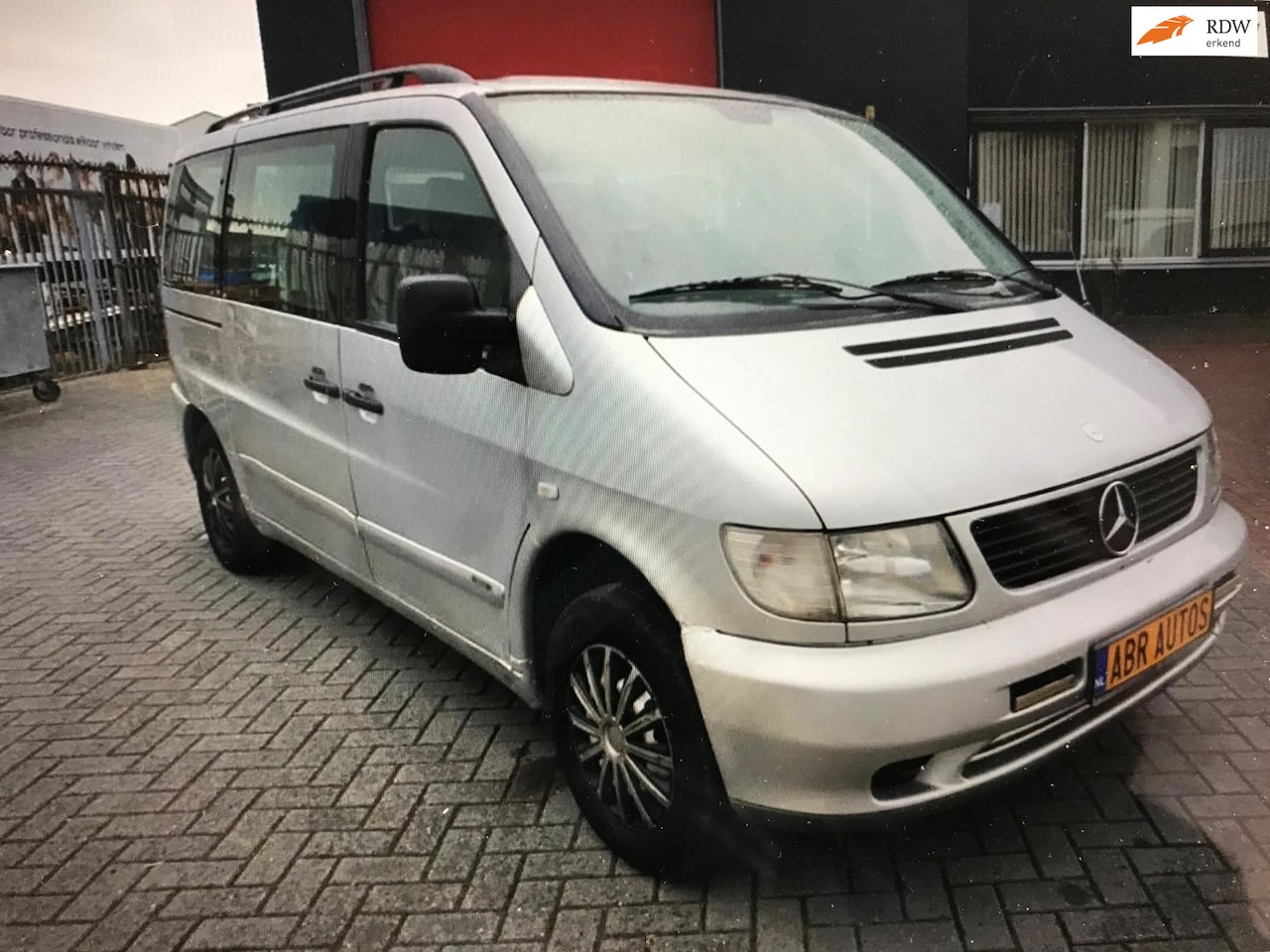 Mercedes-Benz Vito - 2300cc PERSONENBUS - AutoWereld.nl