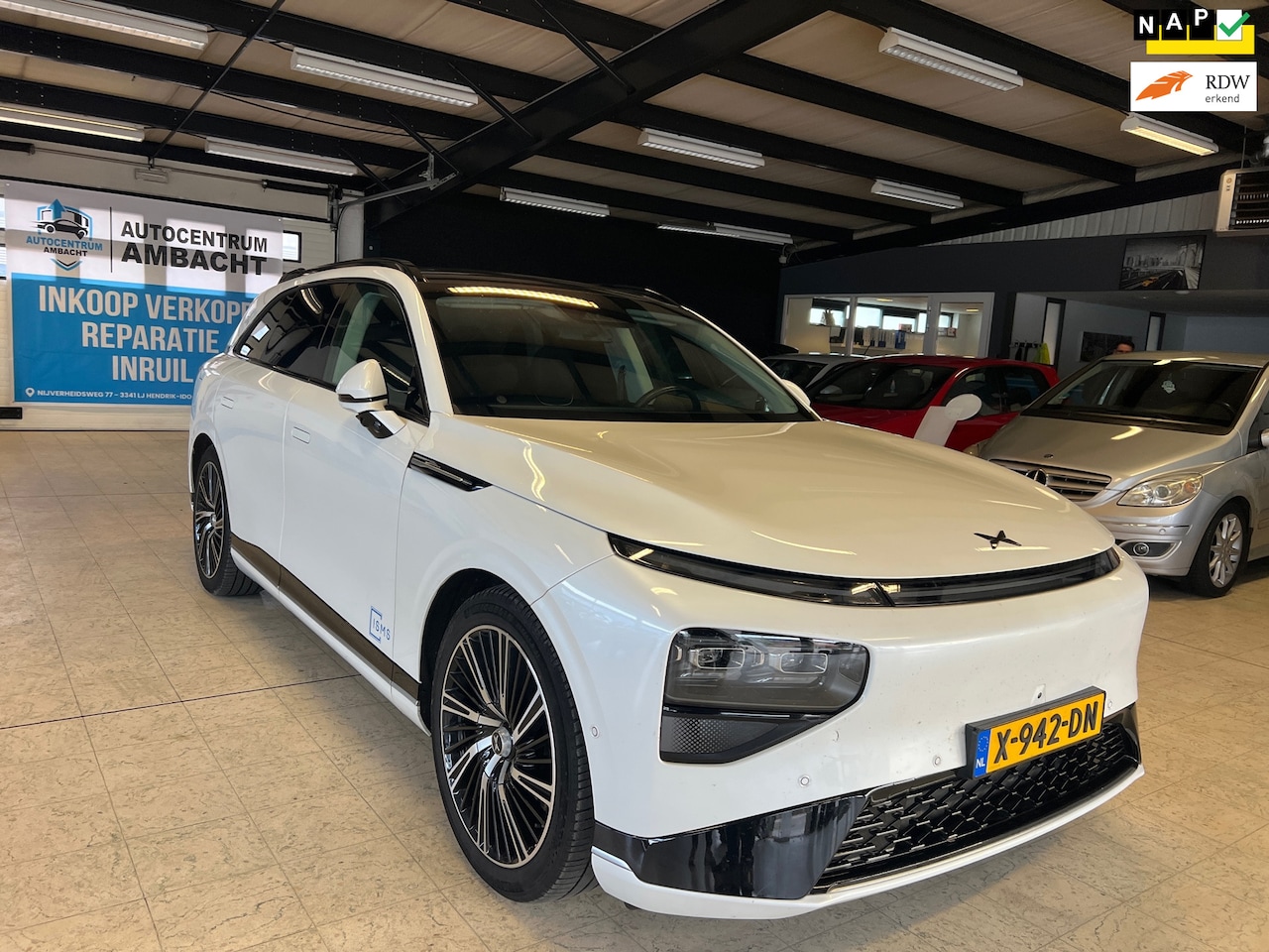 Xpeng G9 - AWD Performance 98 kWh AWD Performance 98 kWh - AutoWereld.nl