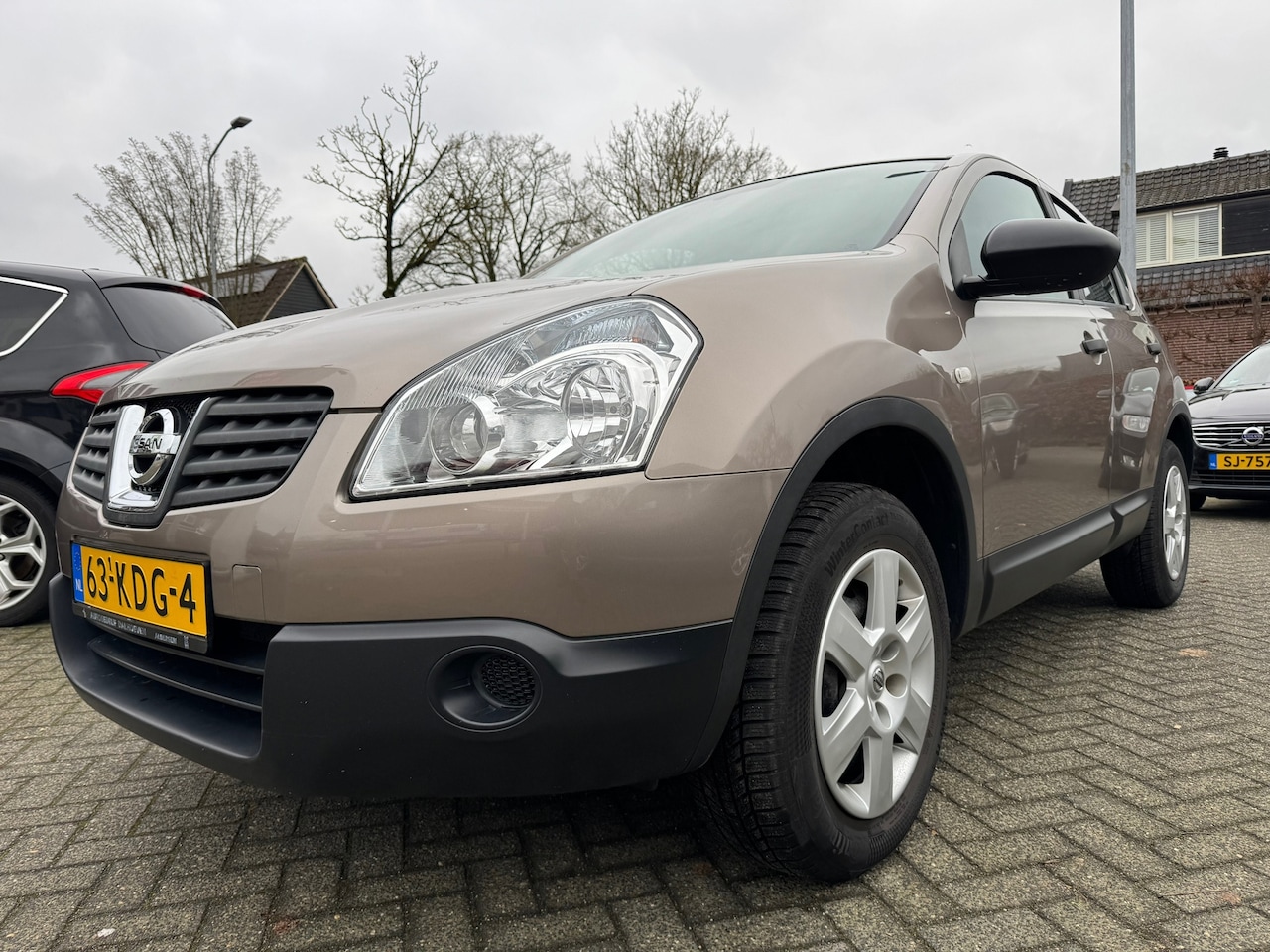 Nissan Qashqai - 1.6 Visia 1.6 Visia 114pk,Apk 1/7/26,Airco,Elek-pakket,Trekhaak,Nap - AutoWereld.nl