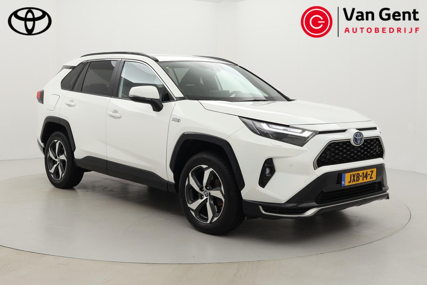 Toyota RAV4 - 2.5 Plug-in Hybrid AWD Style | Trekhaak | Apple Carplay / Android Auto | Stoel-/stuurverwa - AutoWereld.nl